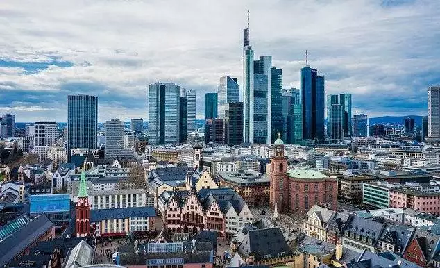 Die Heilpraktiker Psychotherapie Ausbildung für Frankfurt